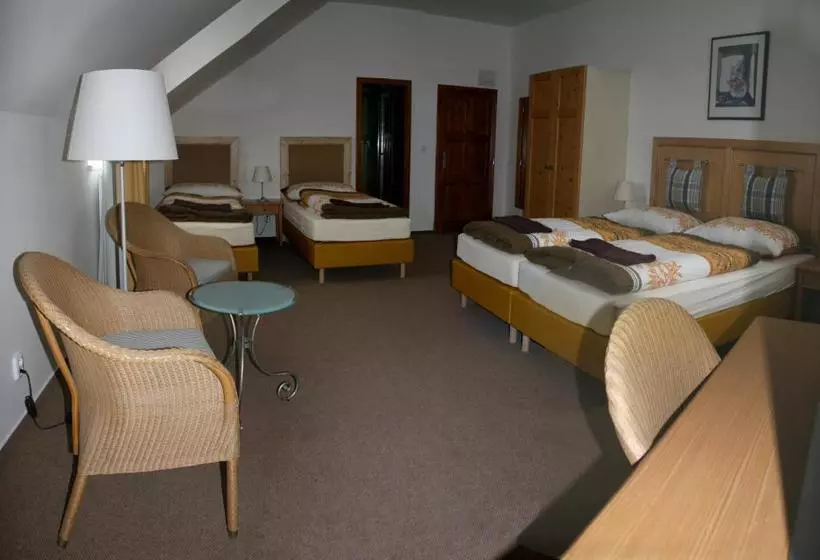 Majatalo Statek Malčany