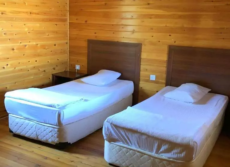 ペンション Zambak Holiday Village