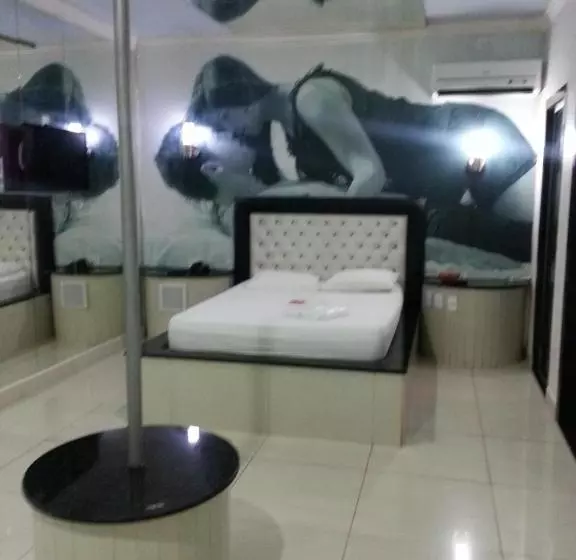 Shopping Motel Santa Maria Do Pará