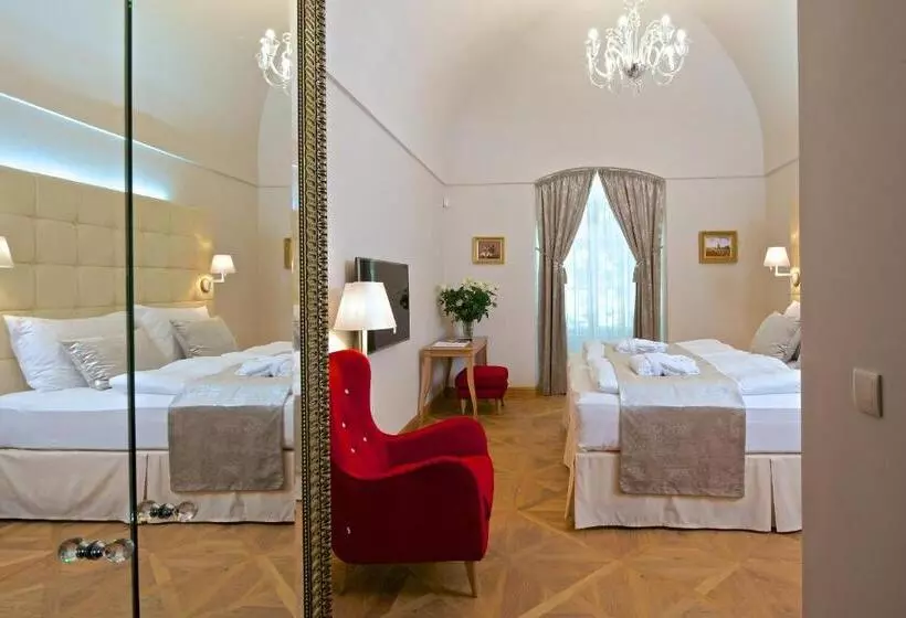 Zámek Ratměřice   Hotel & Resort