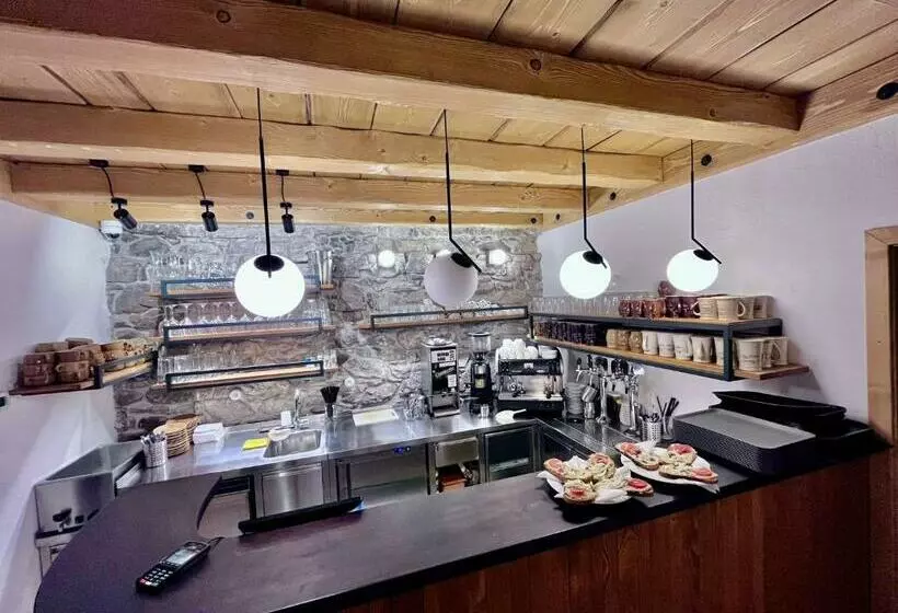 Retkeilymaja Hamr Divci Kamen