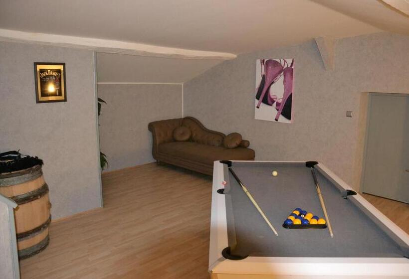 민박 Bubble Dreams