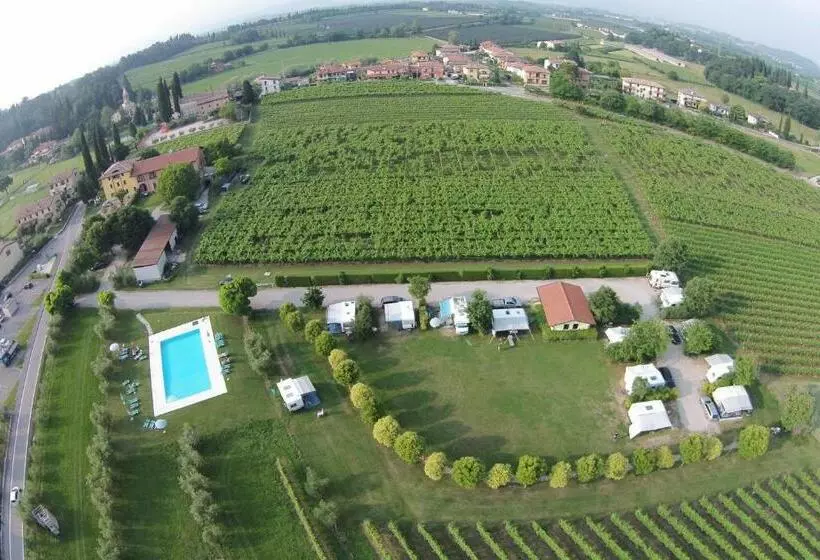 Hotelli Agriturismo La Vigna