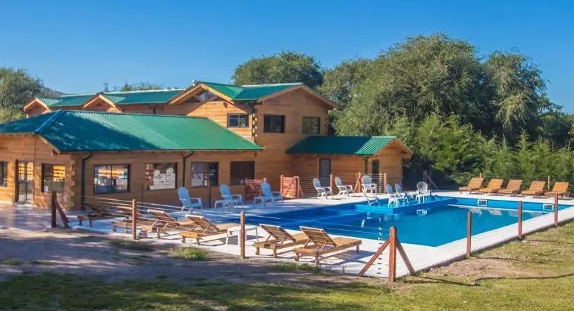 ホテル Del Milagro Cabañas & Posada