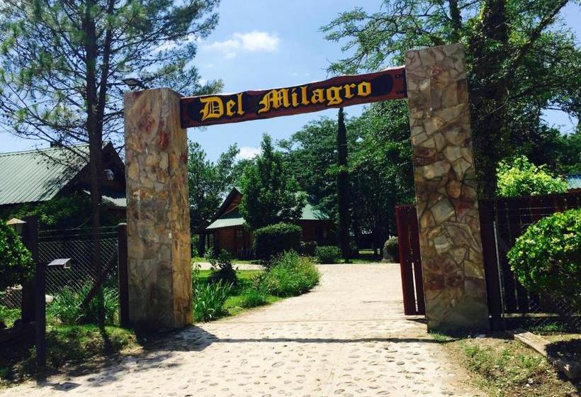 호텔 Del Milagro Cabañas & Posada