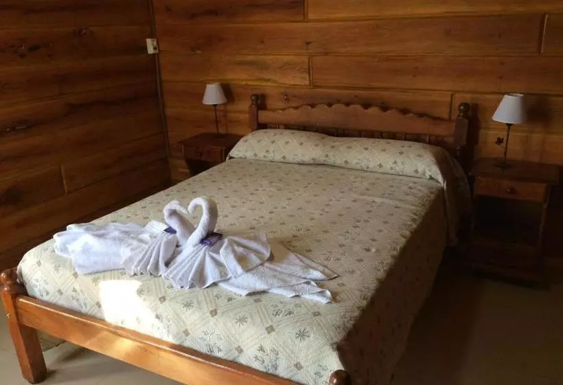 ホテル Del Milagro Cabañas & Posada