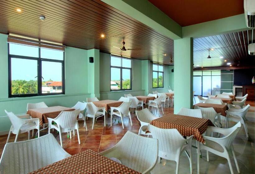 Hotel Park Residency