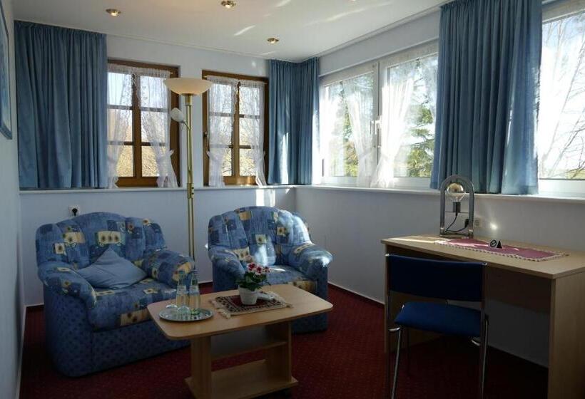 Hotelli Zenner S Land