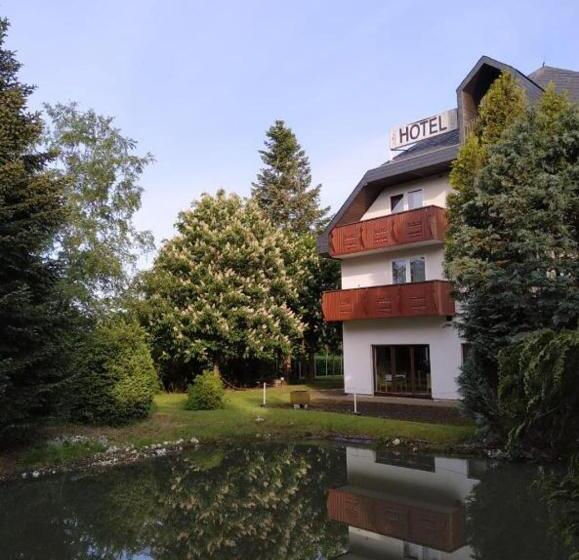 Hotelli Zenner S Land