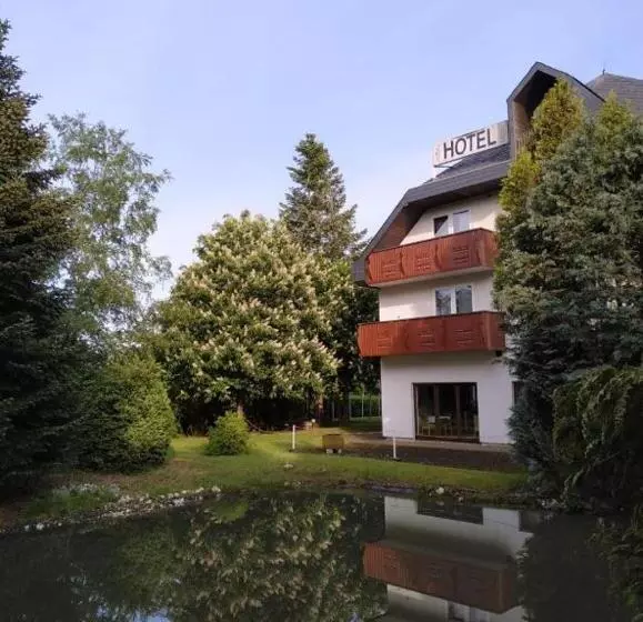 Hotelli Zenner S Land