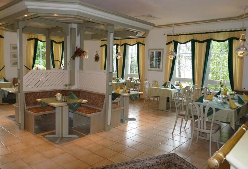 Hotelli Zenner S Land