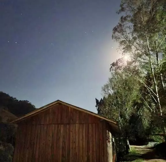 ペンション Cabanas Pousada Esmeraldas