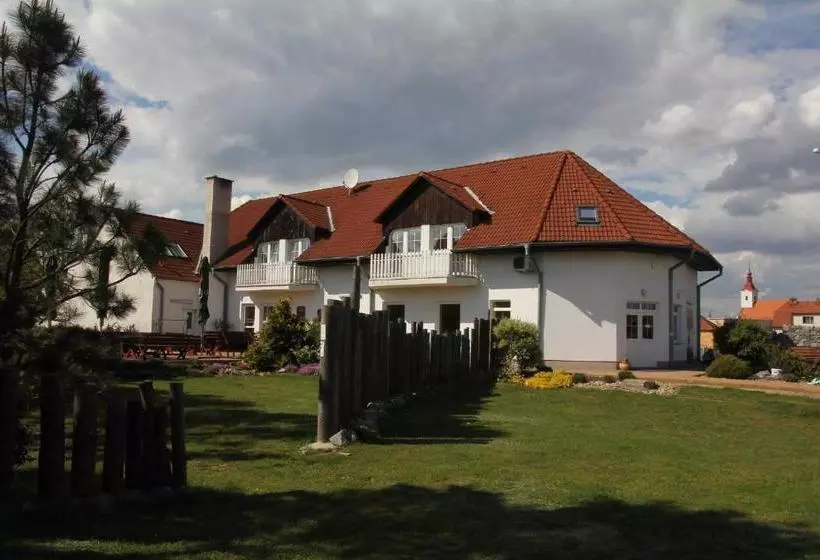 ペンション Penzion šalamoun