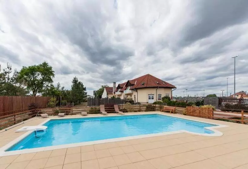 ペンション Penzion šalamoun