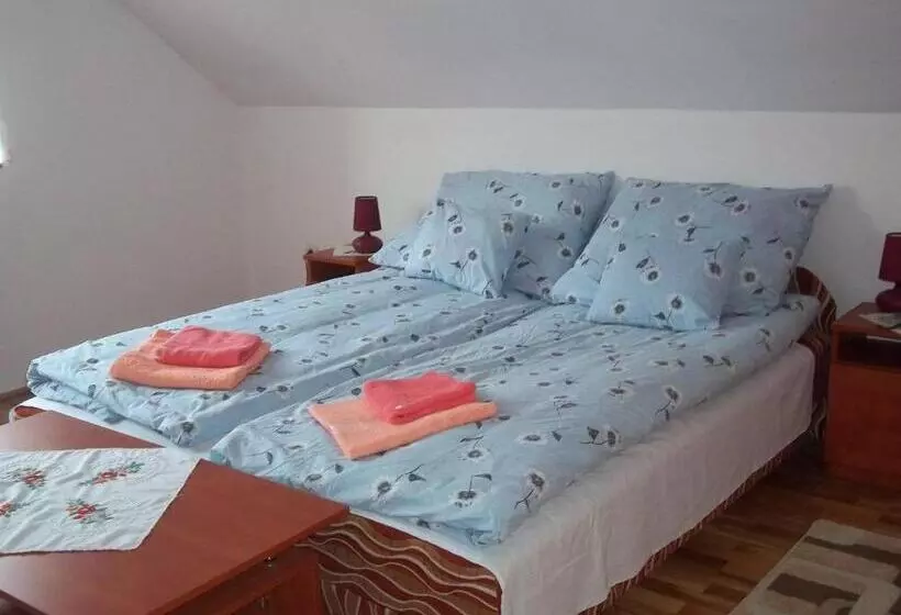 Majatalo Szikla Vendégház