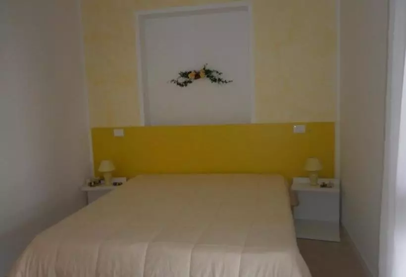ペンション Villa Al Mare Guest House
