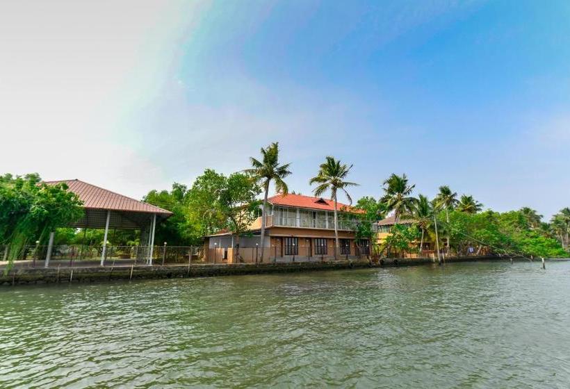 Resort Grand Ayur Island