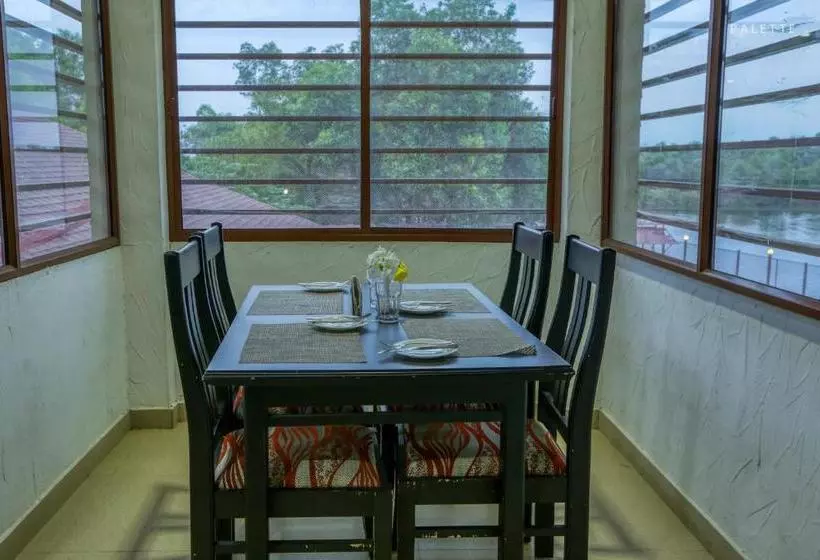 リゾートホテル Grand Ayur Island