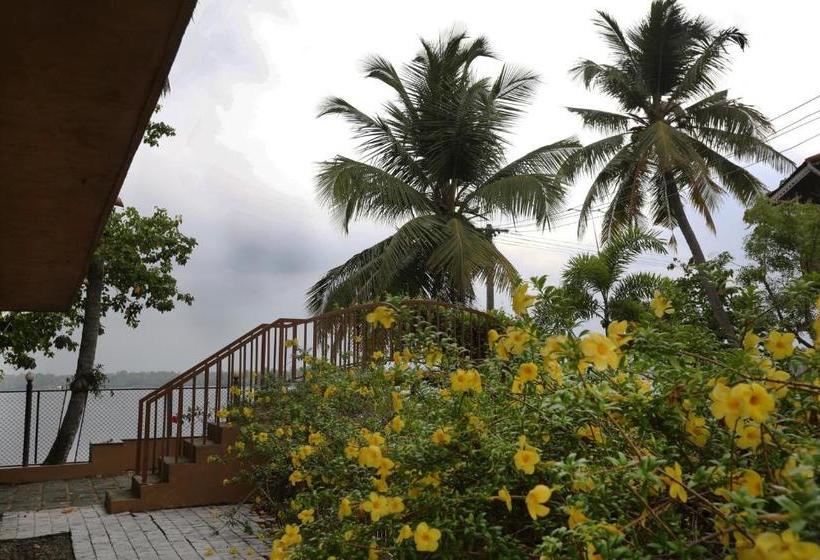 Resort Grand Ayur Island