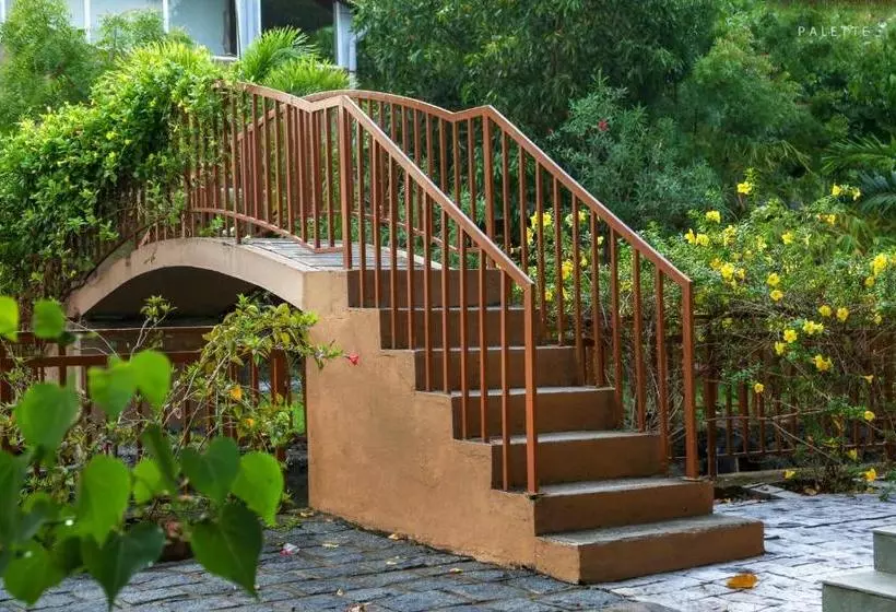 リゾートホテル Grand Ayur Island