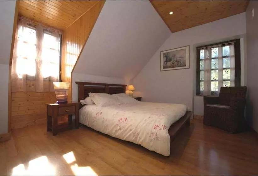 ベッドアンドブレックファースト Chambres D'hôtes Le Moulin Du Pont