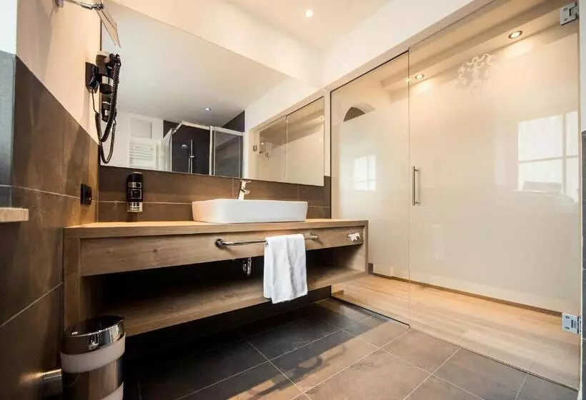 ホテル Der Mohrenwirt