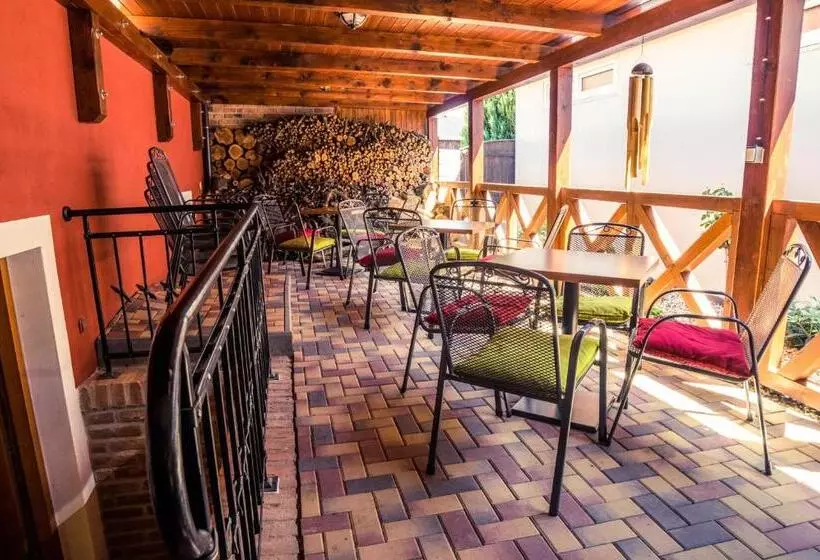 ペンション Penzion Vinařství Buchtovi