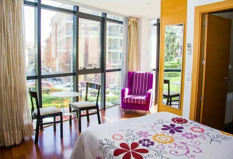 مسافرخانه Rincón De Gala