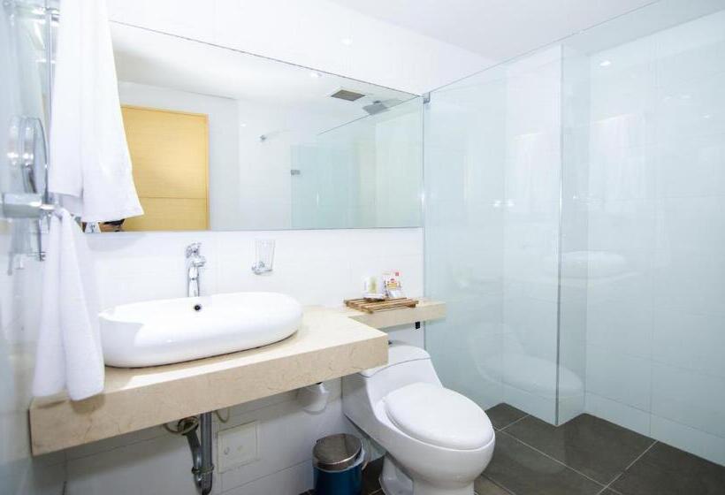 هتل American Golf