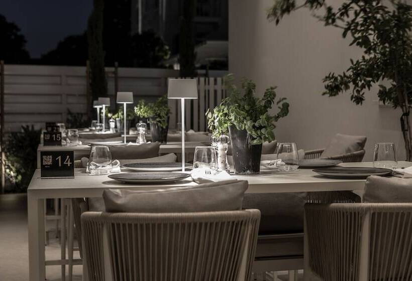 Anemi Hotel & Suites