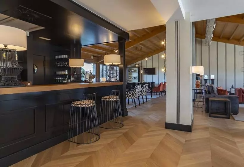 هتل Artiem Asturias