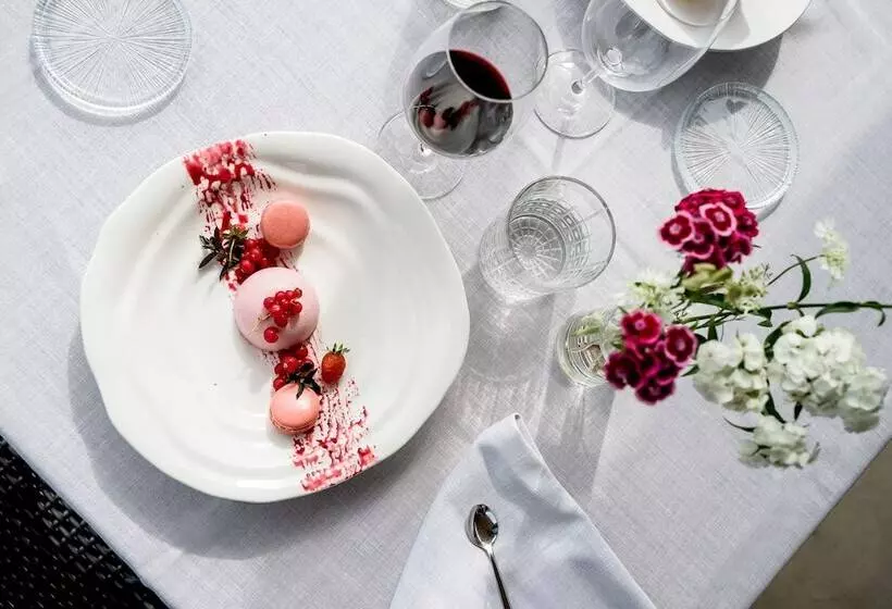 هتل Artiem Asturias