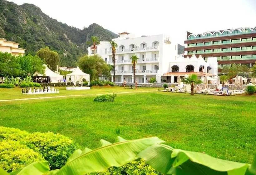 هتل Casa Blanca Beach Adults Only