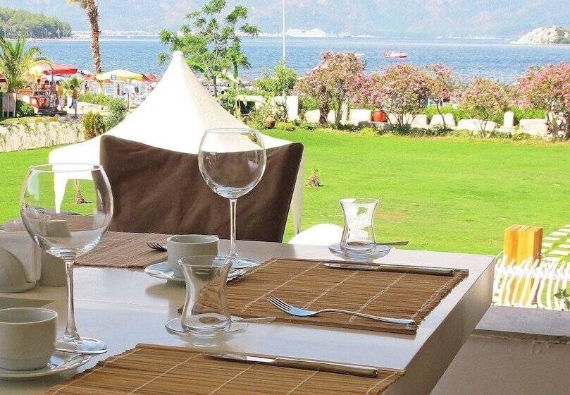 호텔 Casa Blanca Beach    Adults Only