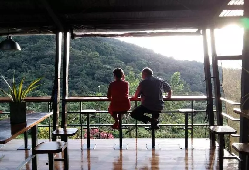 Hotel Celeste Mountain Lodge