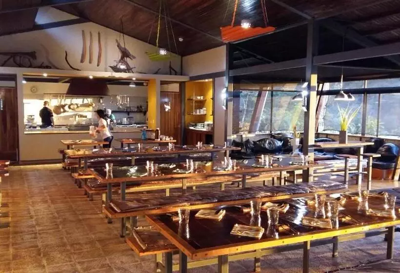 Hotel Celeste Mountain Lodge