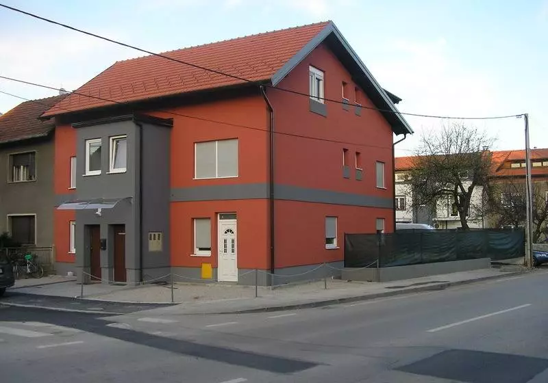 호텔 Celic Art Apartments