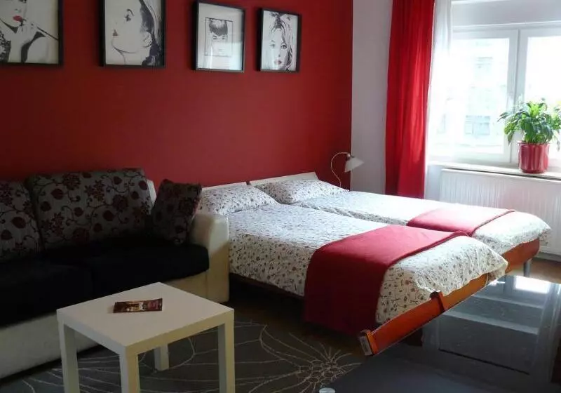 호텔 Celic Art Apartments