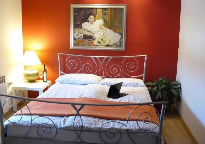 호텔 Celic Art Apartments