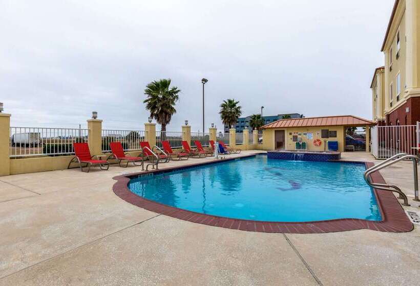 فندق Comfort Suites