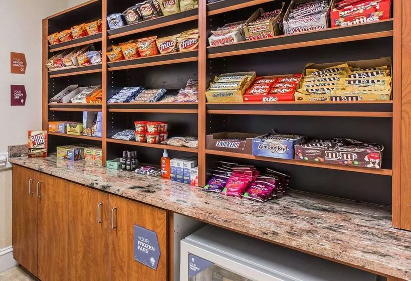 호텔 Comfort Suites