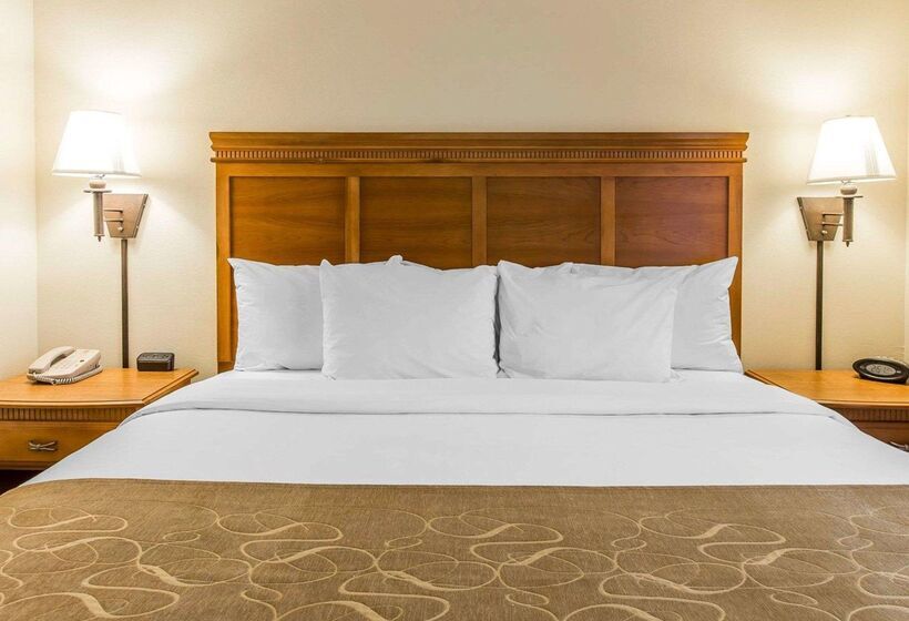 هتل Comfort Suites