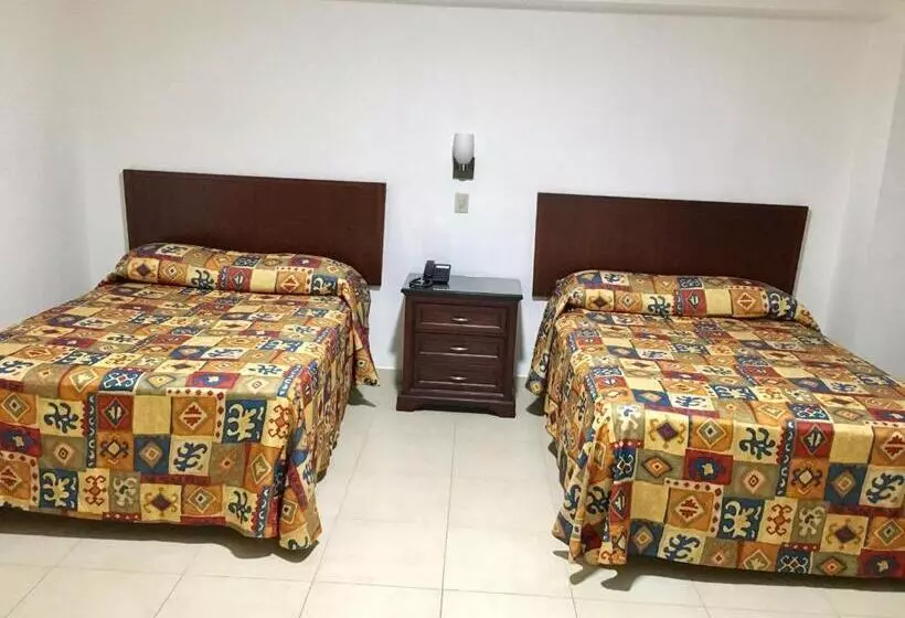 Отель Del Valle