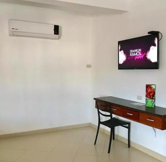 Отель Del Valle