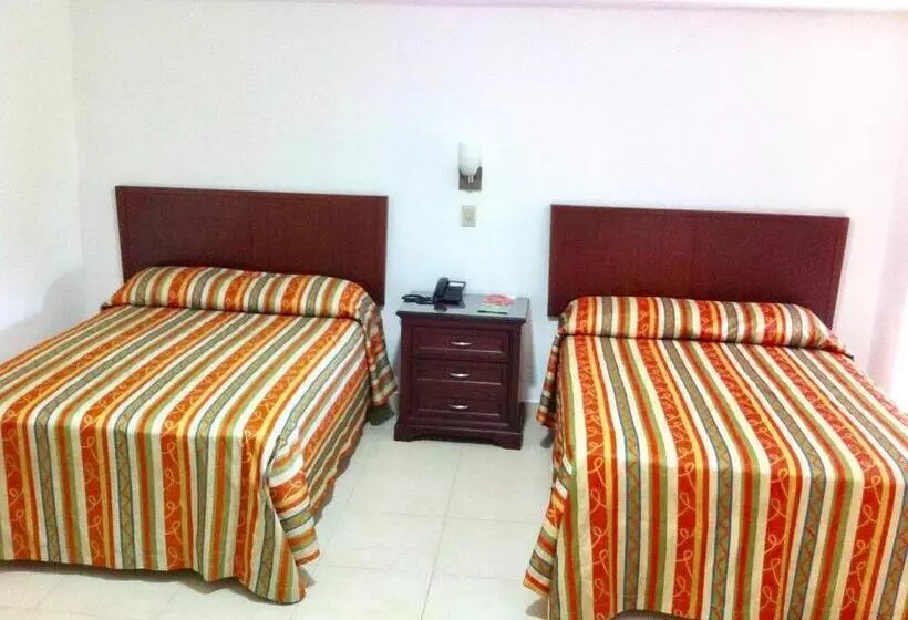 Отель Del Valle