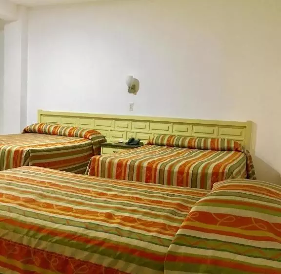 Отель Del Valle