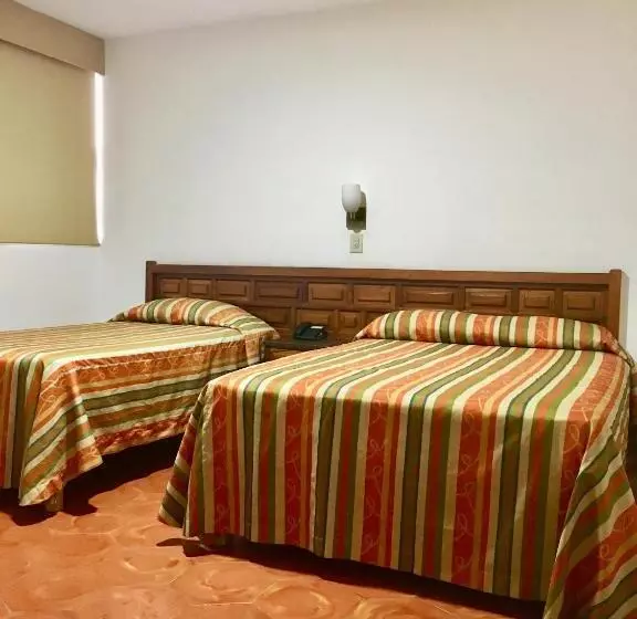 Отель Del Valle