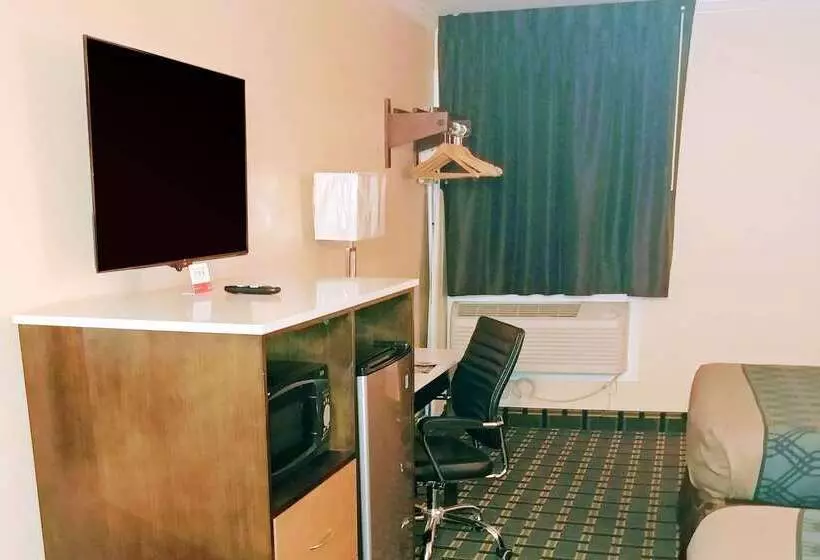 호텔 Econo Lodge Milldale  Southington