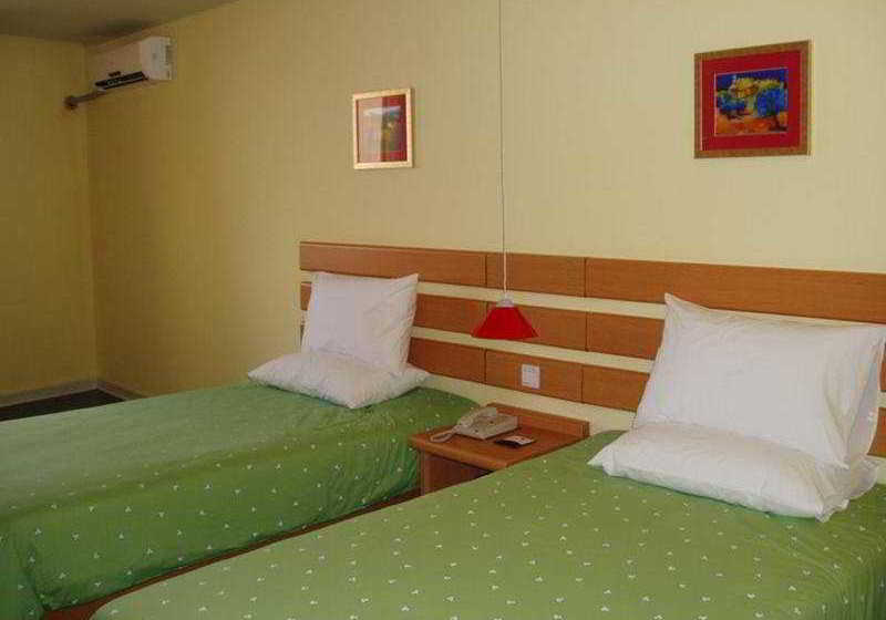 Hotel Home Inn Quanan Square