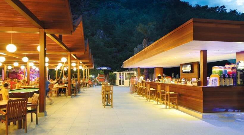 فندق Julian Forest Suites